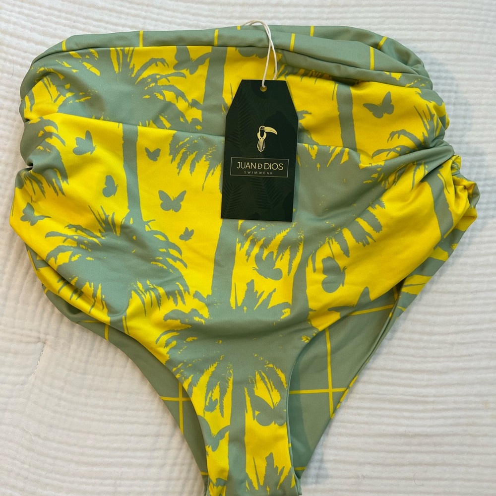 NWT Juan de Dios Reversible High-Waisted Bikini Bottoms